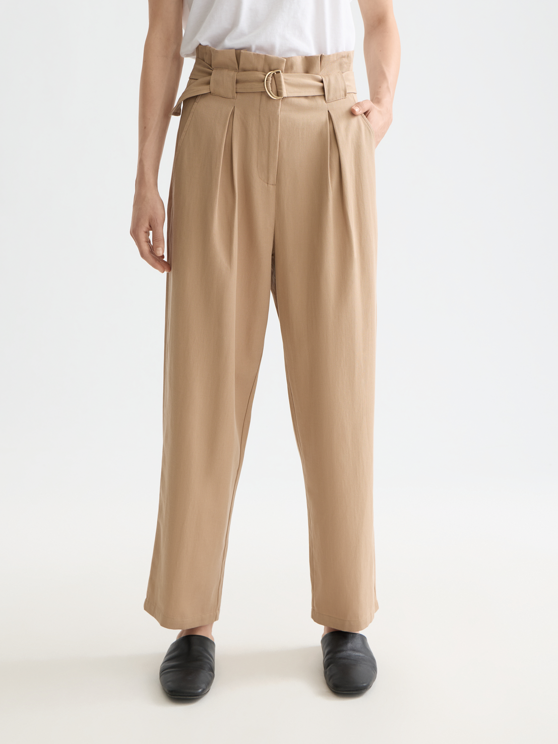 Essentials Daisy pant - SAND