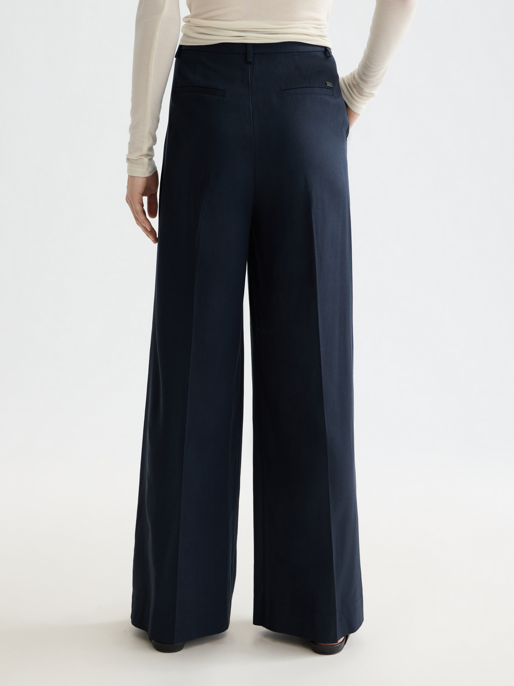 Essentials ROSE CHINO PANT - NIGHT