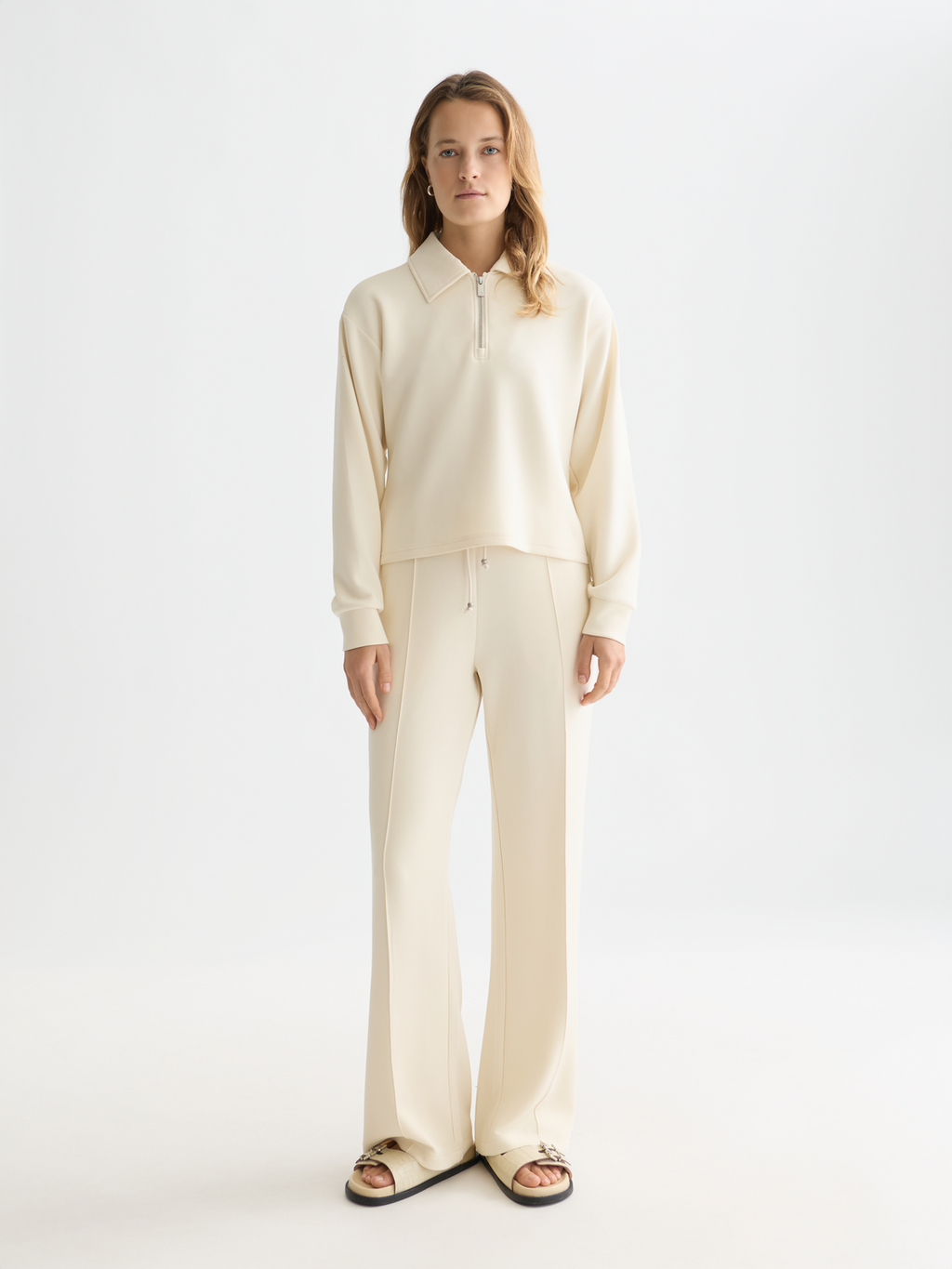 Tencel pleated sweatpants