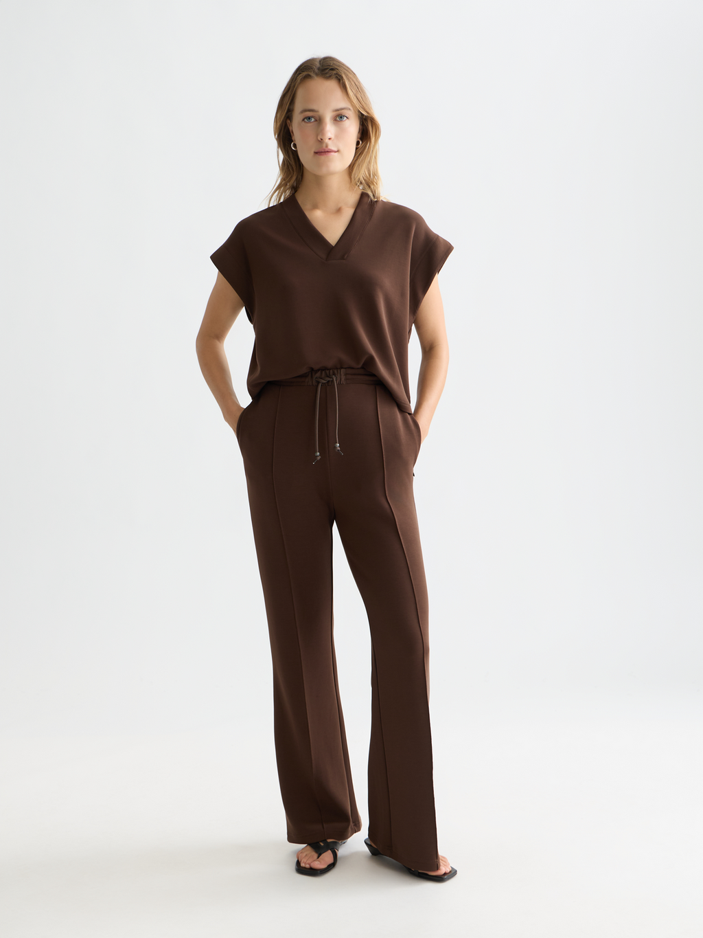 Tencel pleated sweatpants