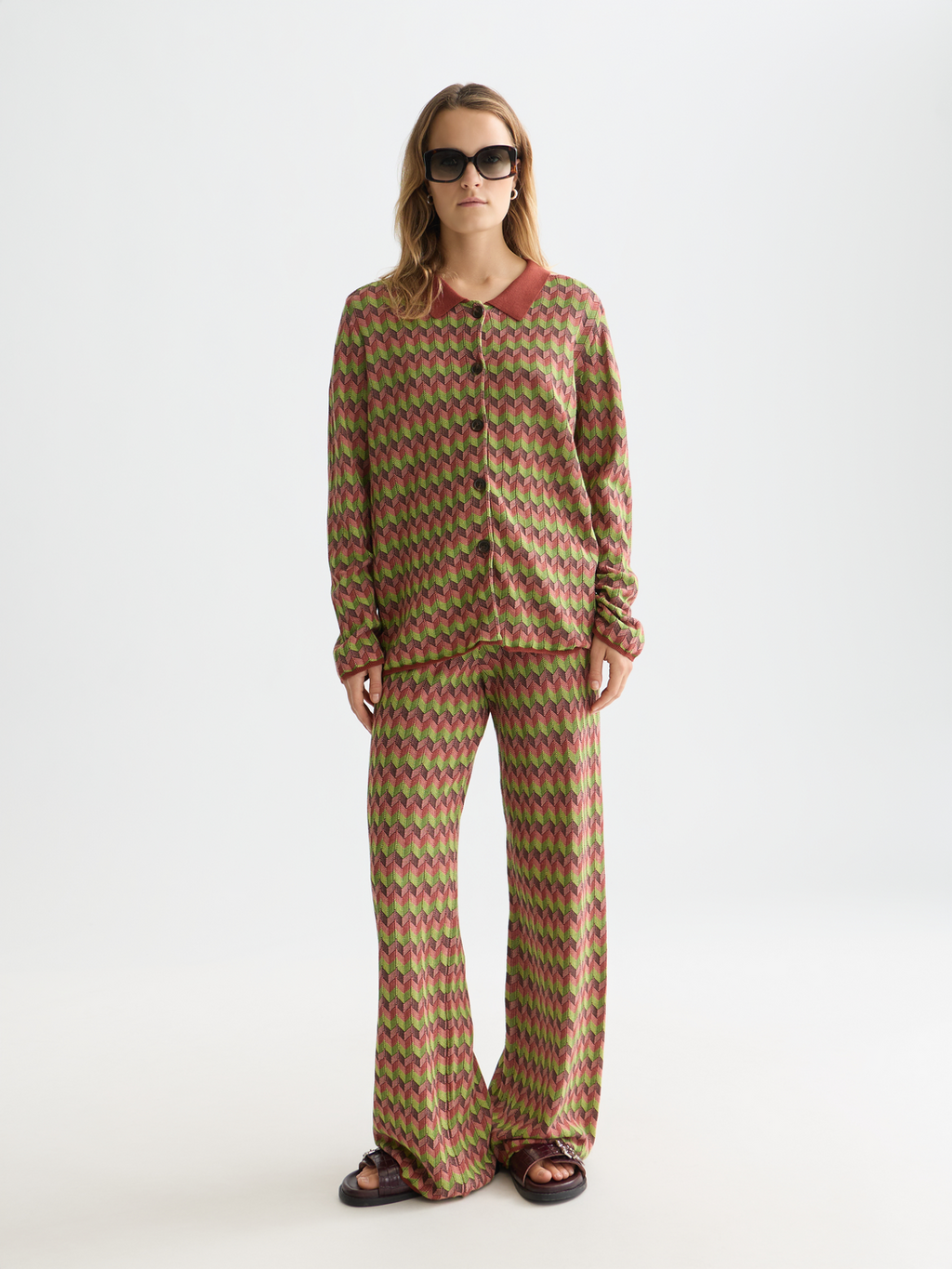 Chevron knitted trousers