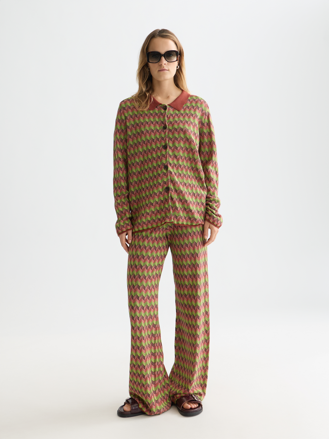 Chevron knitted trousers