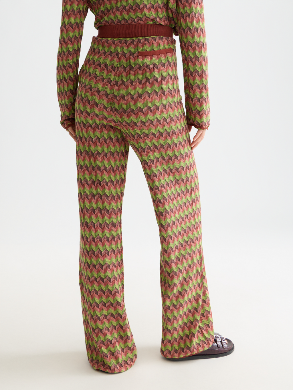 Chevron knitted trousers