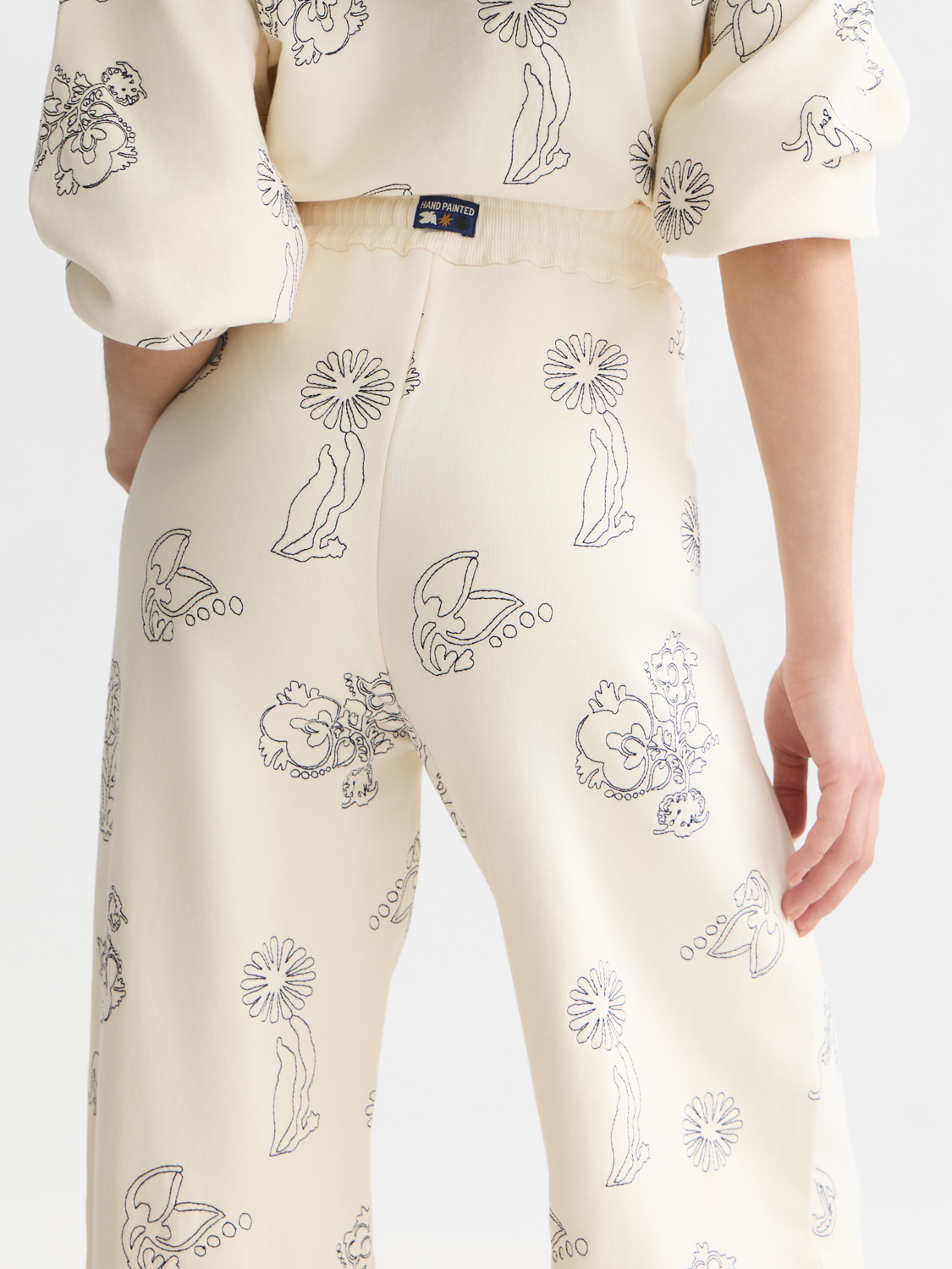 Embroidered wide-leg sweatpants