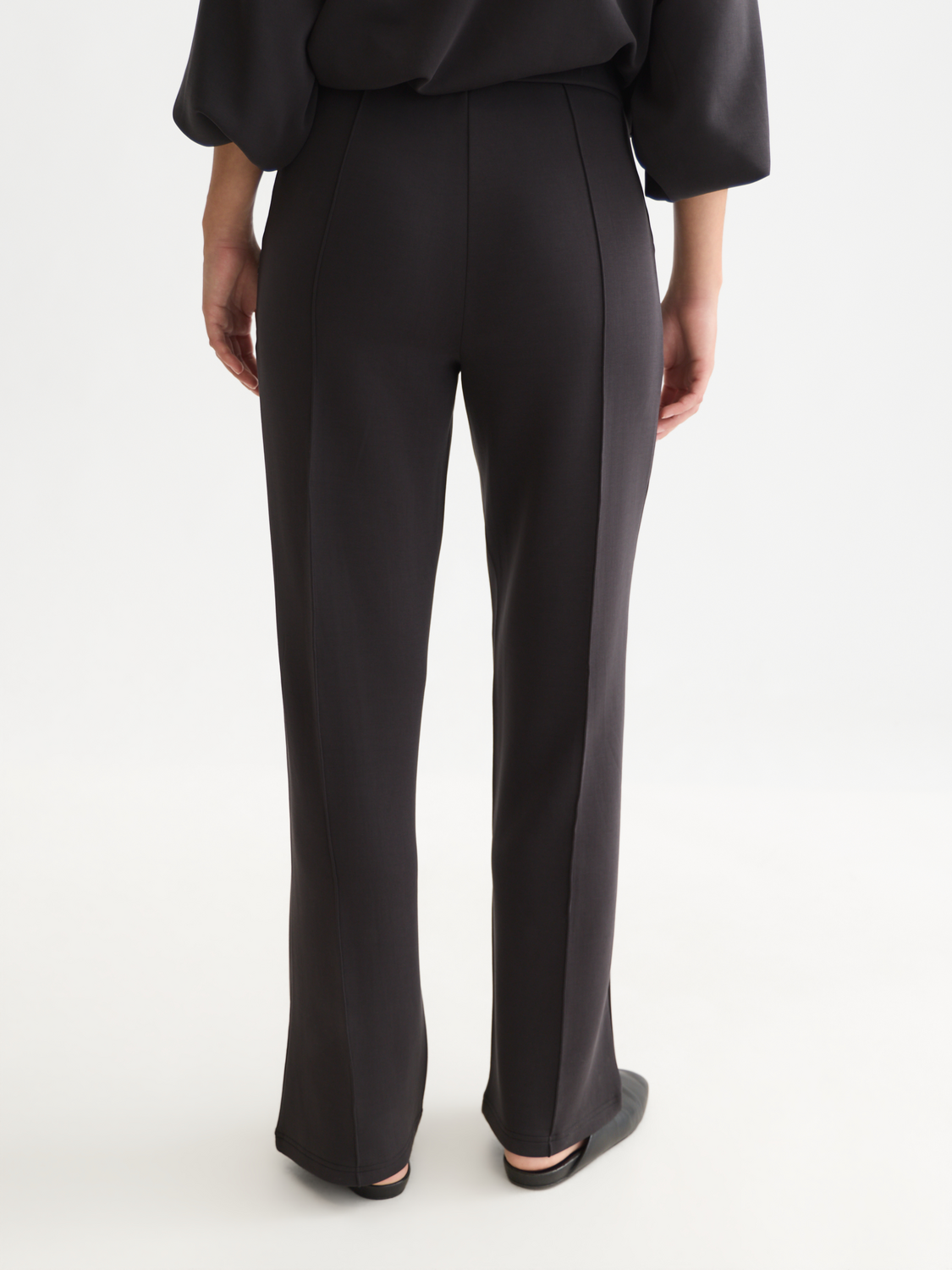 Lyocell-Blend Tailored Sweatpant