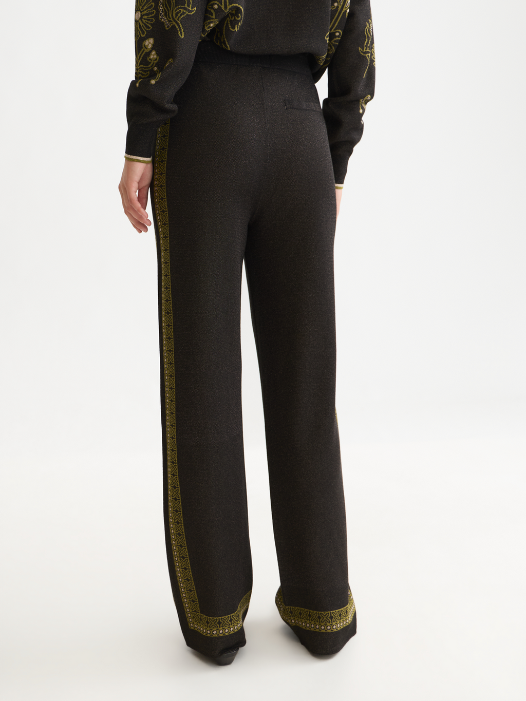 Jacquard Knit Relaxed Pant