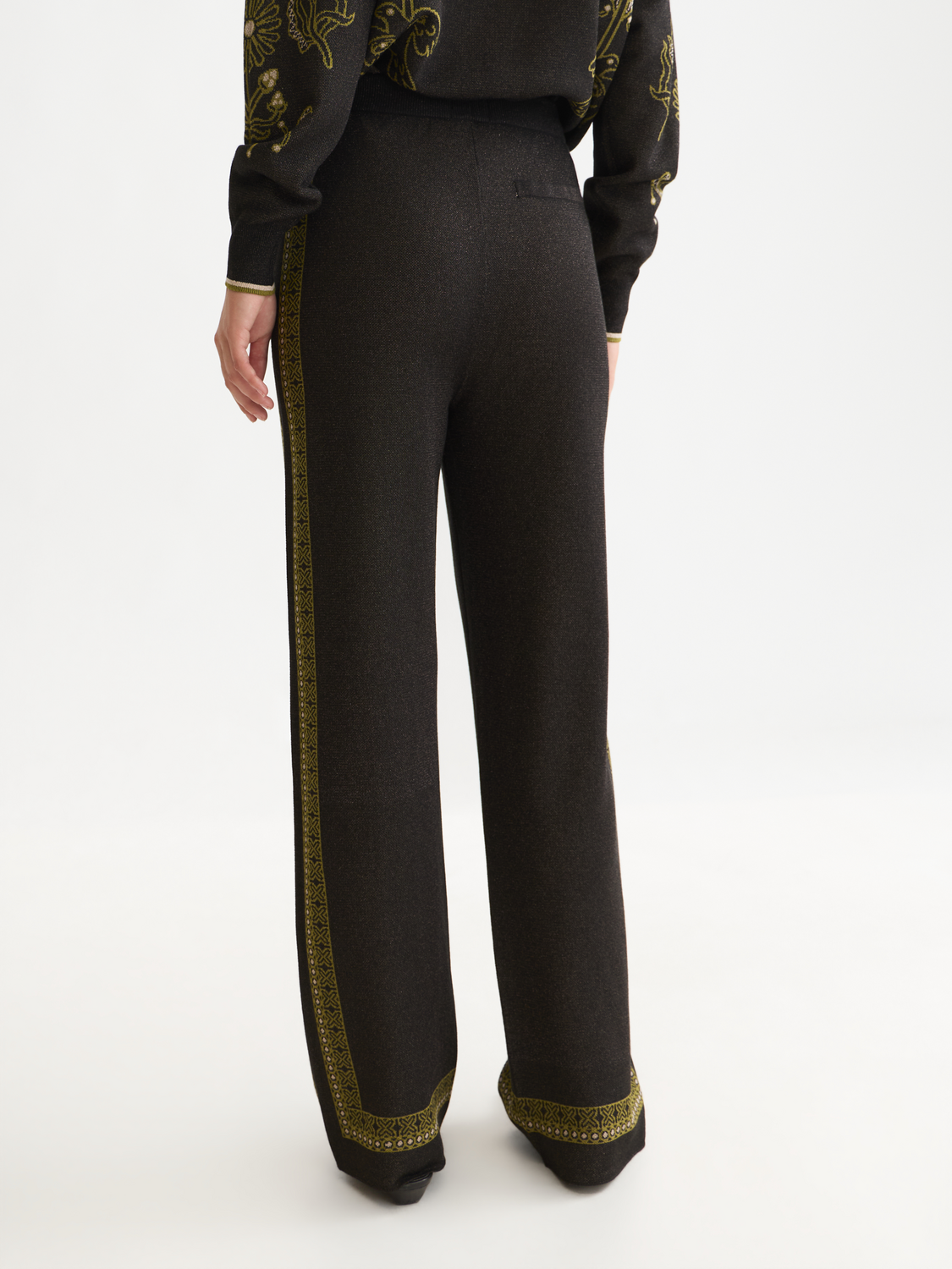 Jacquard Knit Relaxed Pant