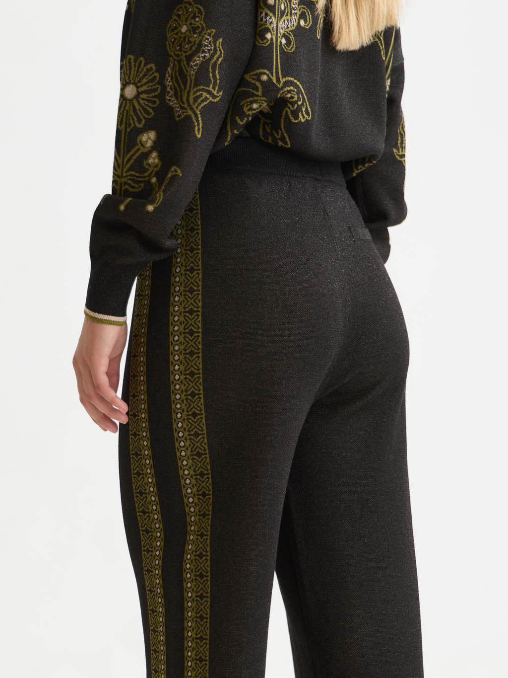 Jacquard Knit Relaxed Pant