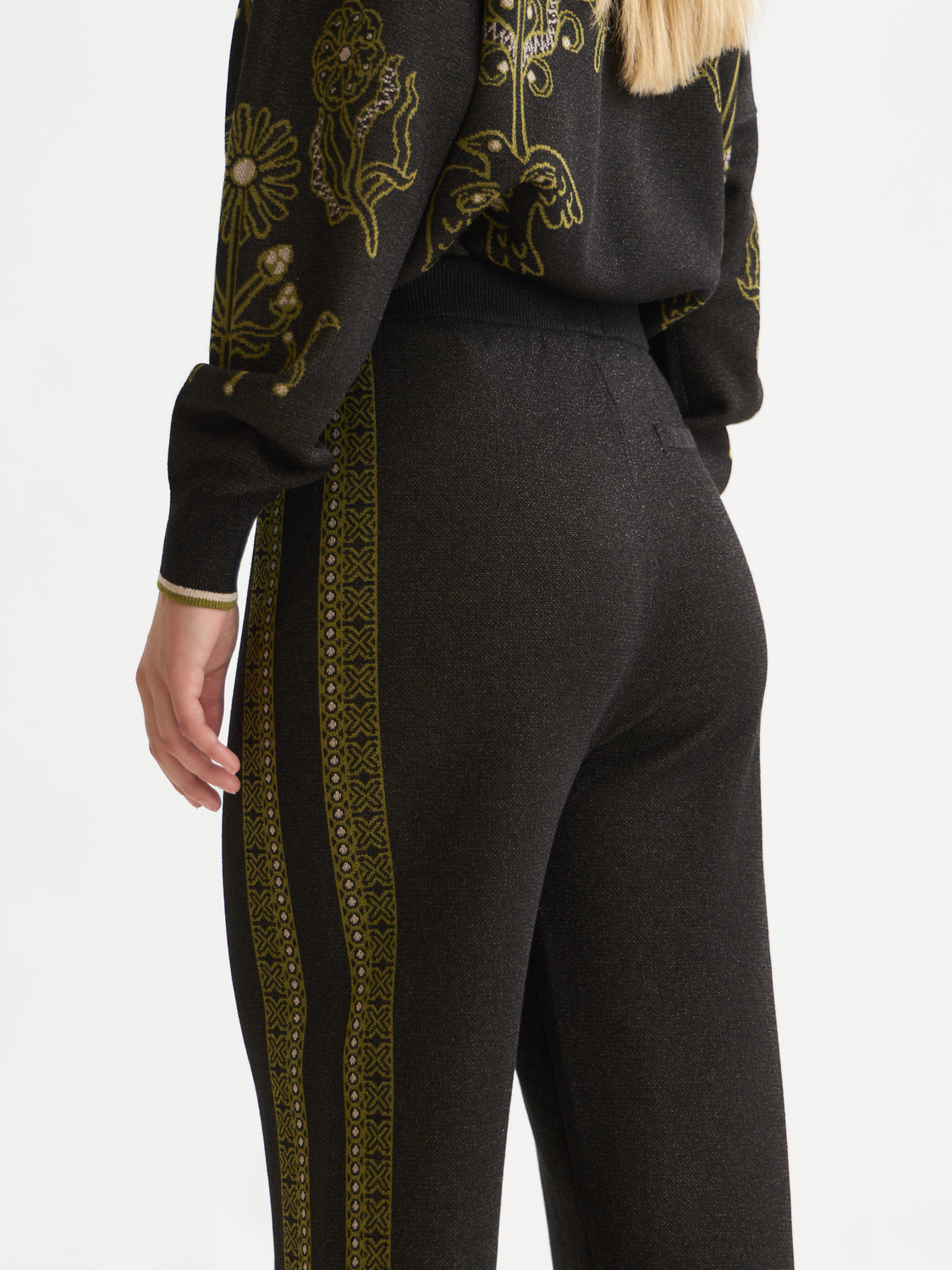 Jacquard Knit Relaxed Pant