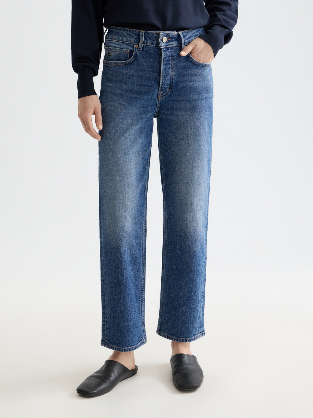 Essentials The Sky straight denim