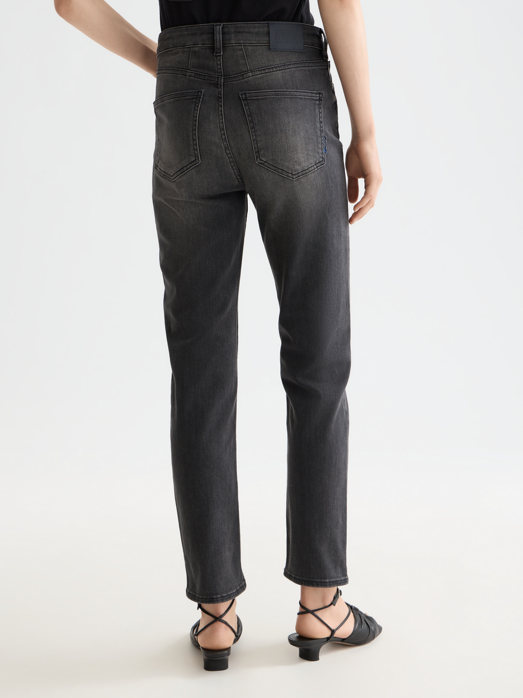 Essentials High Five slim super stretch denim