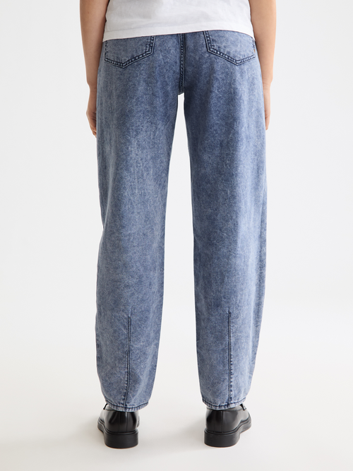 The Tide balloon denim