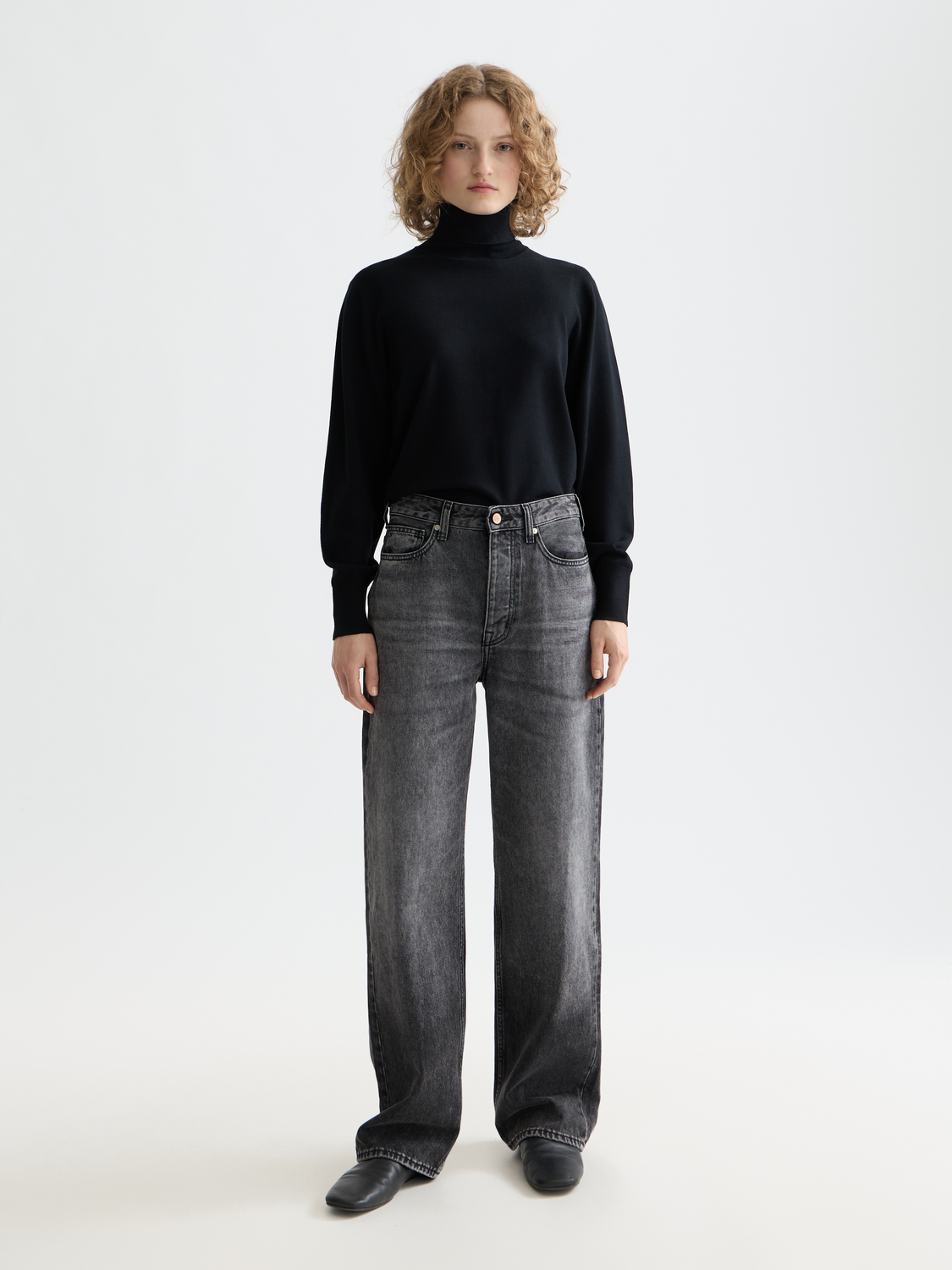 Ripple straight jeans — Absolute Black