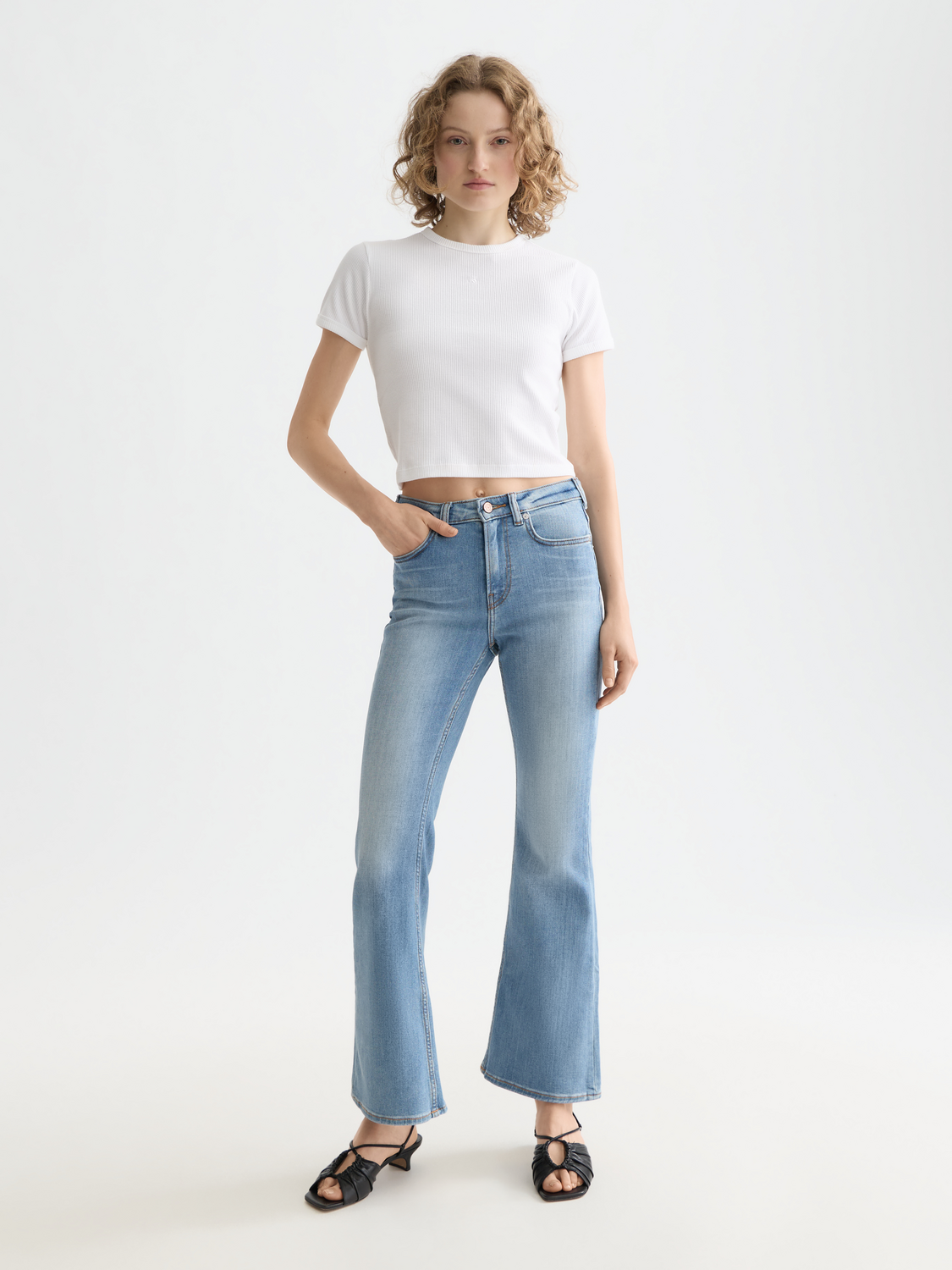 Essentials THE CHARM FLARED Denim