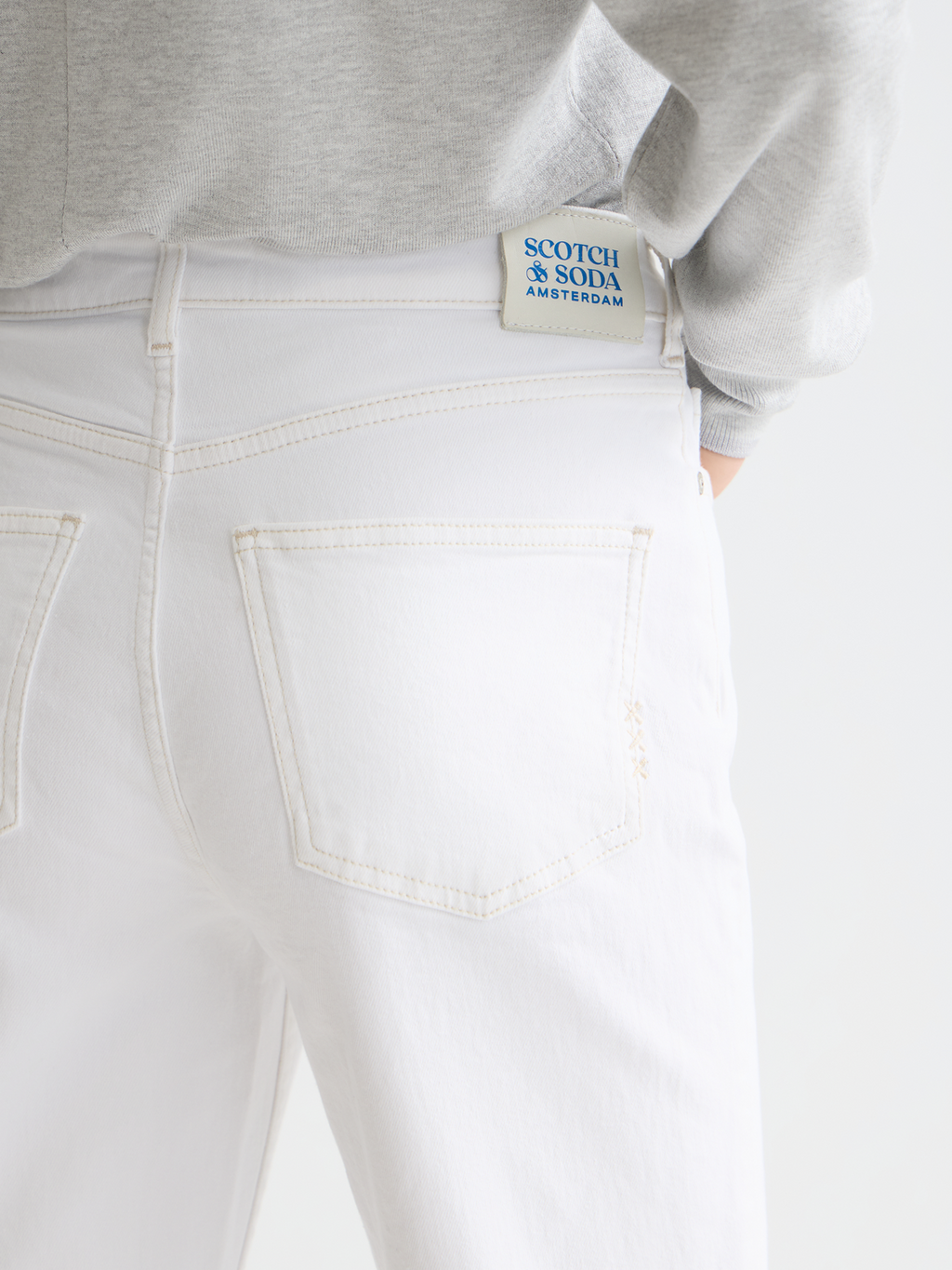 ESSENTIALS THE SKY STRAIGHT DENIM