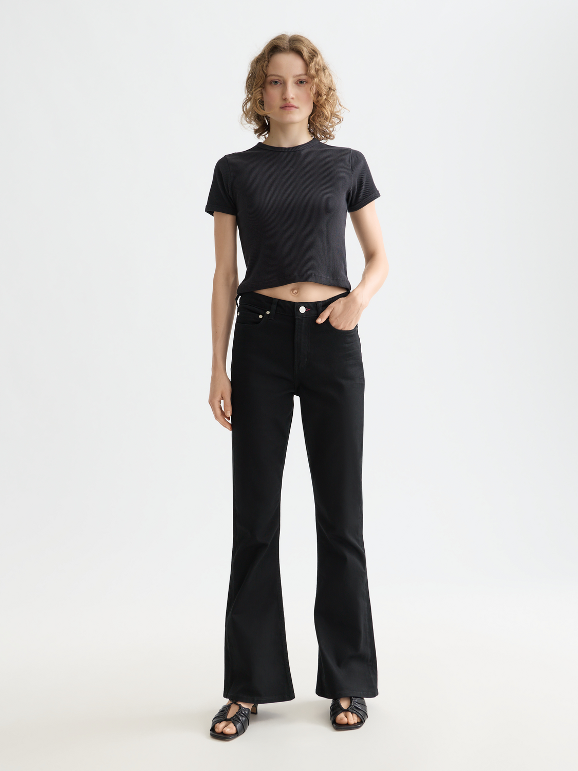 Essentials THE CHARM FLARED Denim