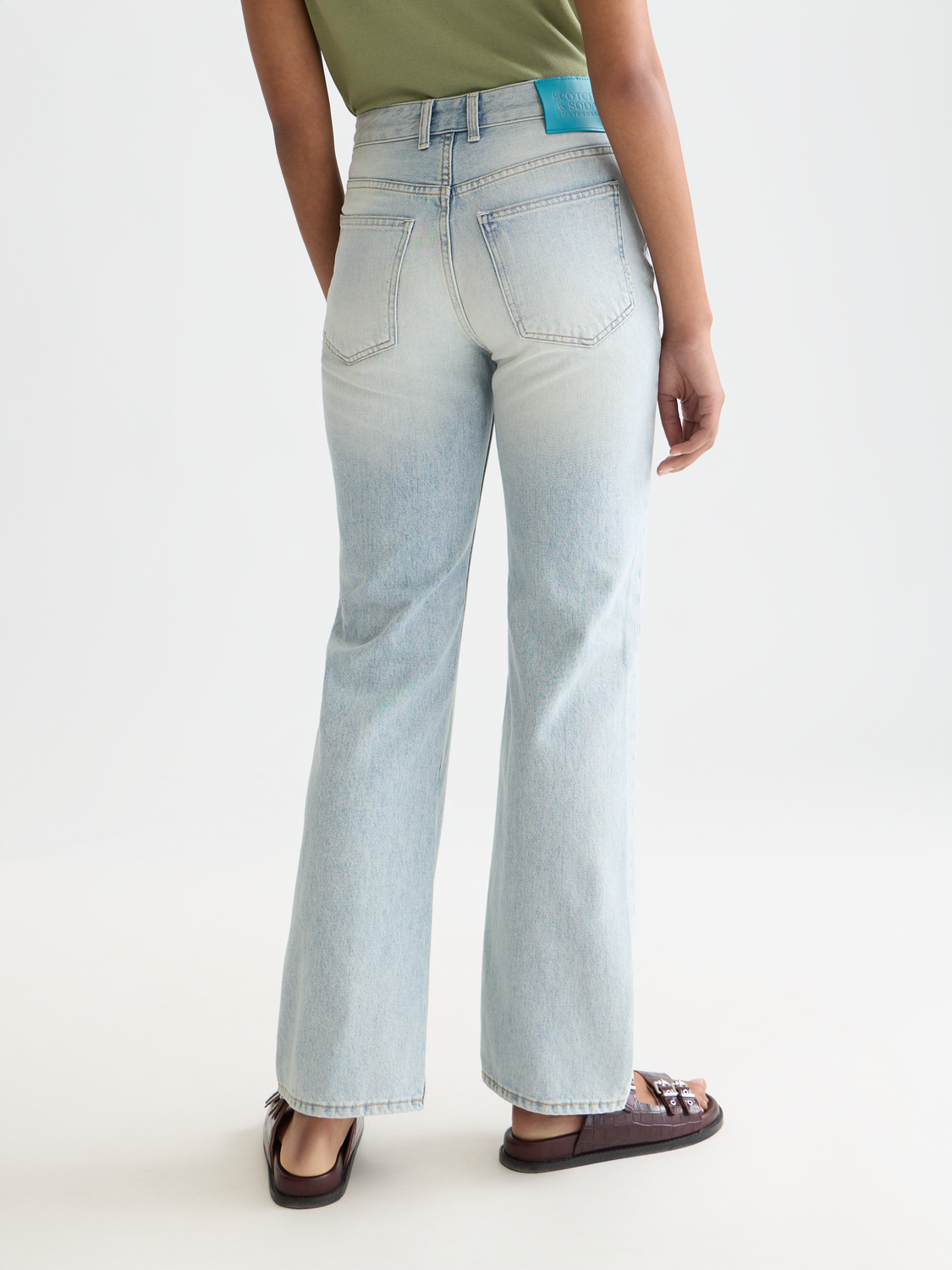 The Glow boot cut denim