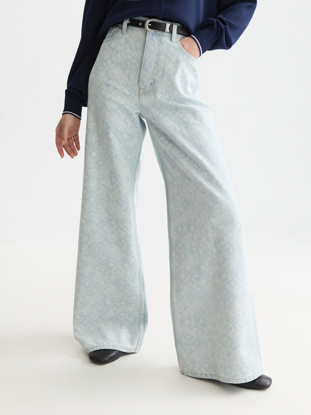 The Wave wide denim