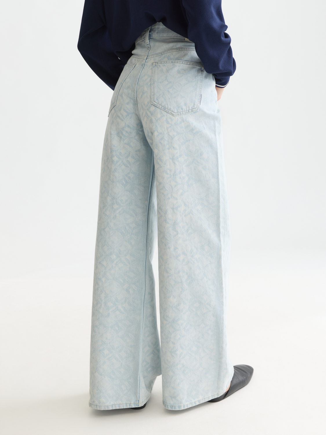 The Wave wide denim