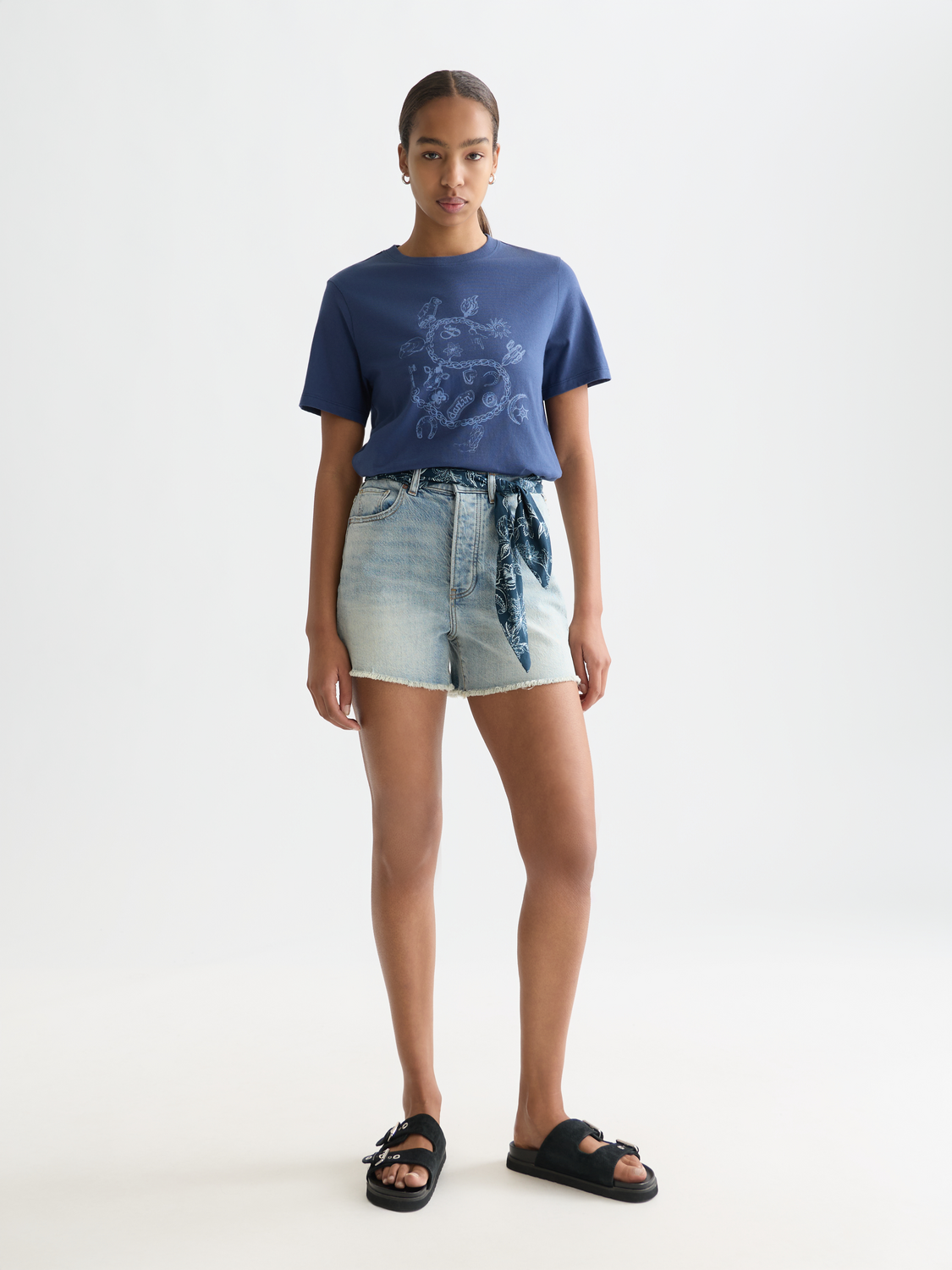 The Ray denim short with tie detail