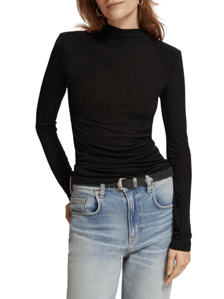 SHOULDER PADDED LONG SLEEVE TOP