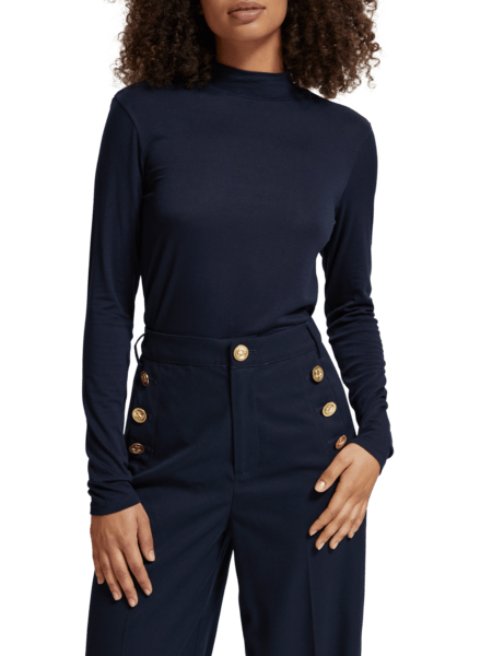 LONG SLEEVED MOCK NECK T-SHIRT